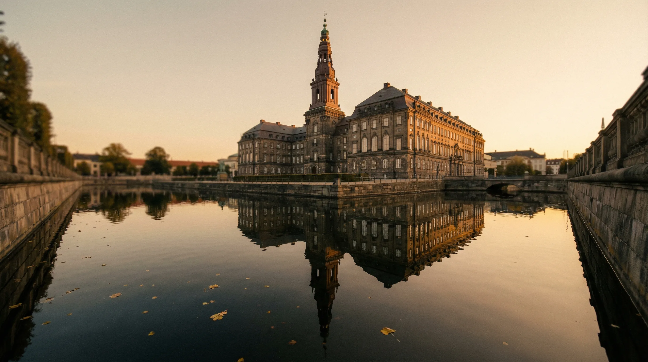 Christiansborg Palace, Indre By